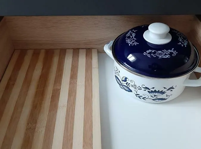 In Serbska * Львов