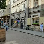 In Serbska Апартаменты