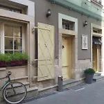 In Serbska Апартаменты *