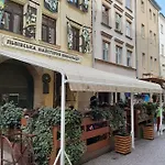 In Serbska Апартаменты