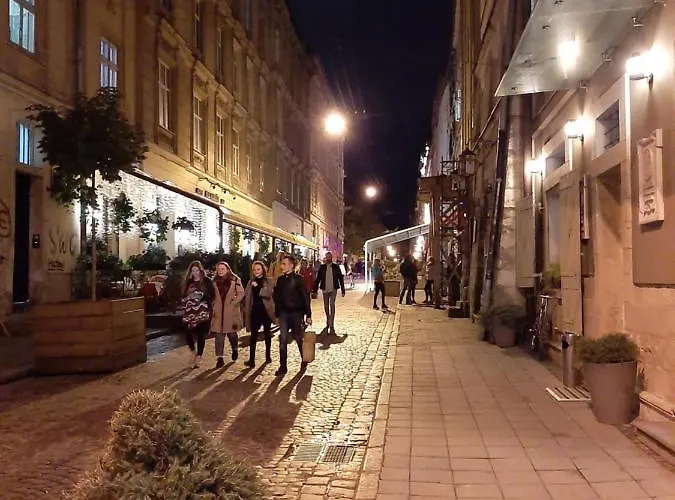 In Serbska * לבוב